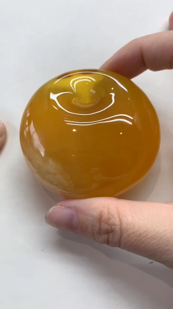 未镶嵌琥珀珠宝奇石70