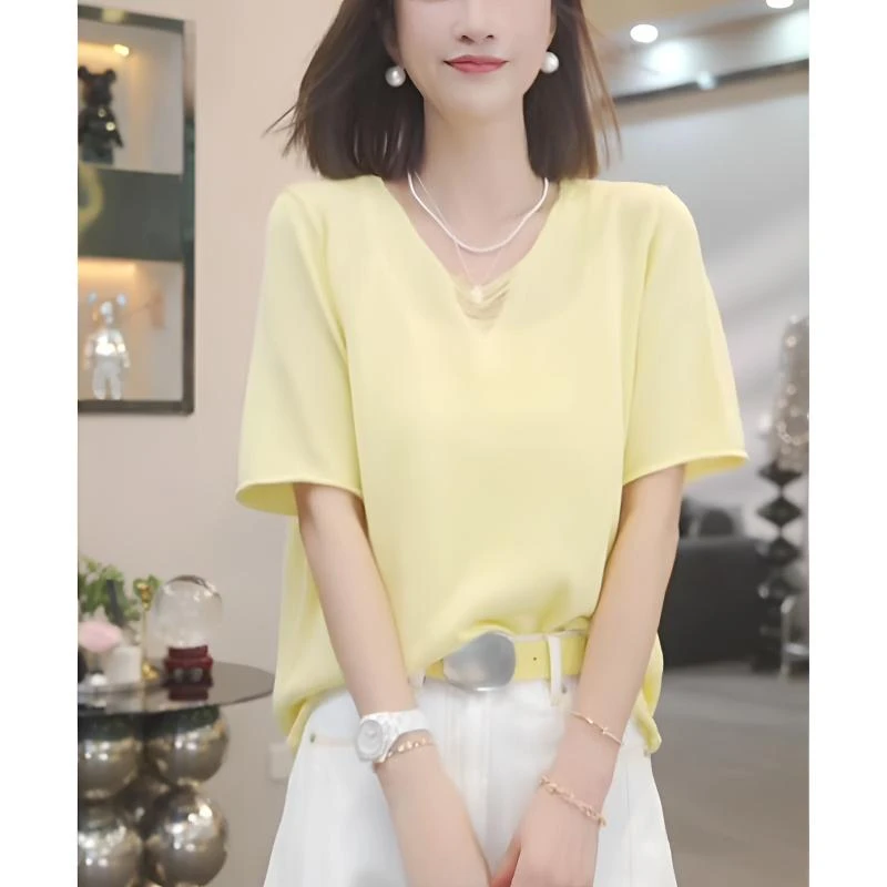 时尚百搭V领流苏T恤女2025夏新款透气宽松微胖MM设计感小众上衣潮