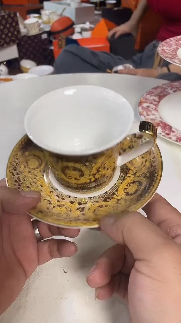 杯鸿辉家品牌瓷器，京东包邮！
