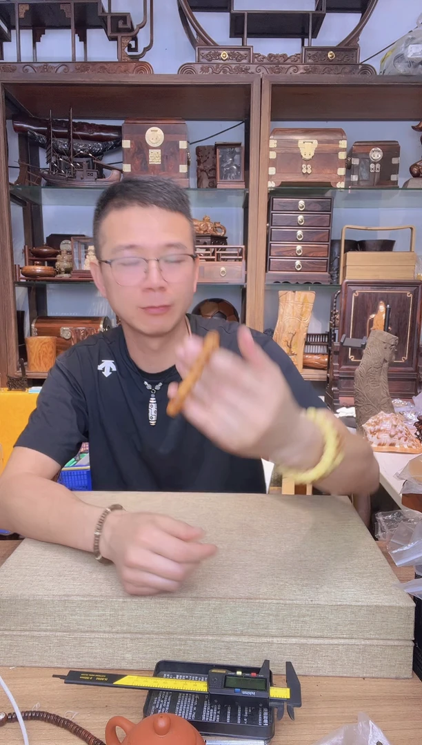 乌木类书架231崖柏1.2圆珠单圈手串