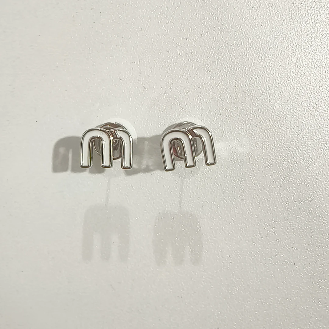 铜合金耳饰 8-8199时尚气质百搭耳钉耳饰小香风2025新款小众气质