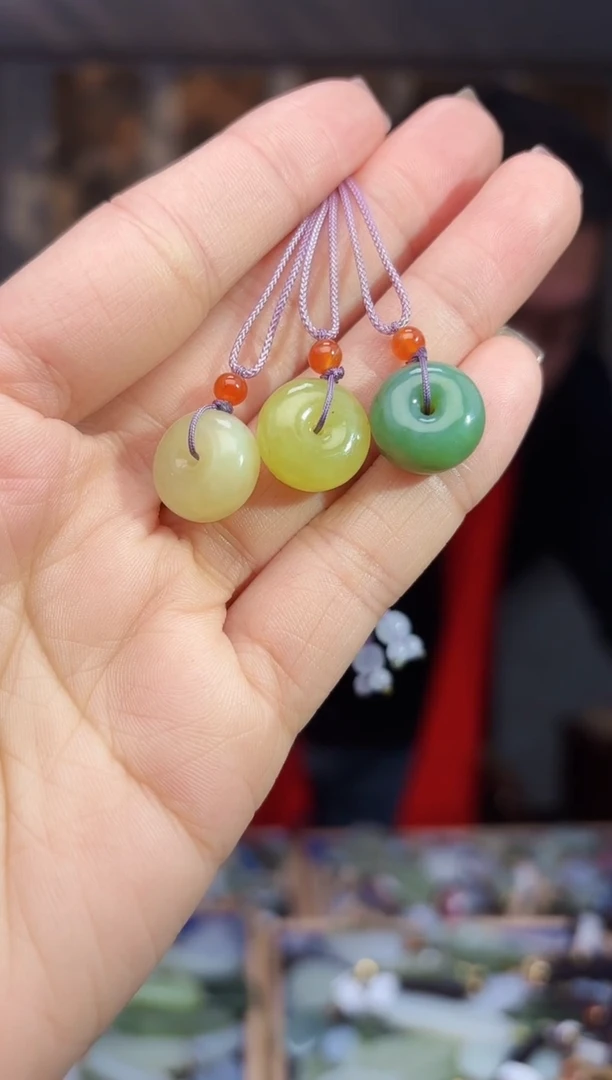 【闪购商品】和田玉挂件未镶嵌拍一发一多样性发货