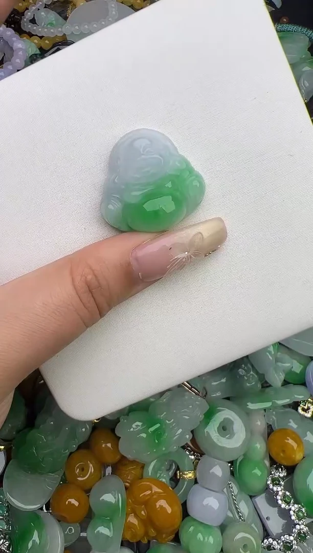 翡翠未镶嵌颈饰天然缅甸翡翠吊坠