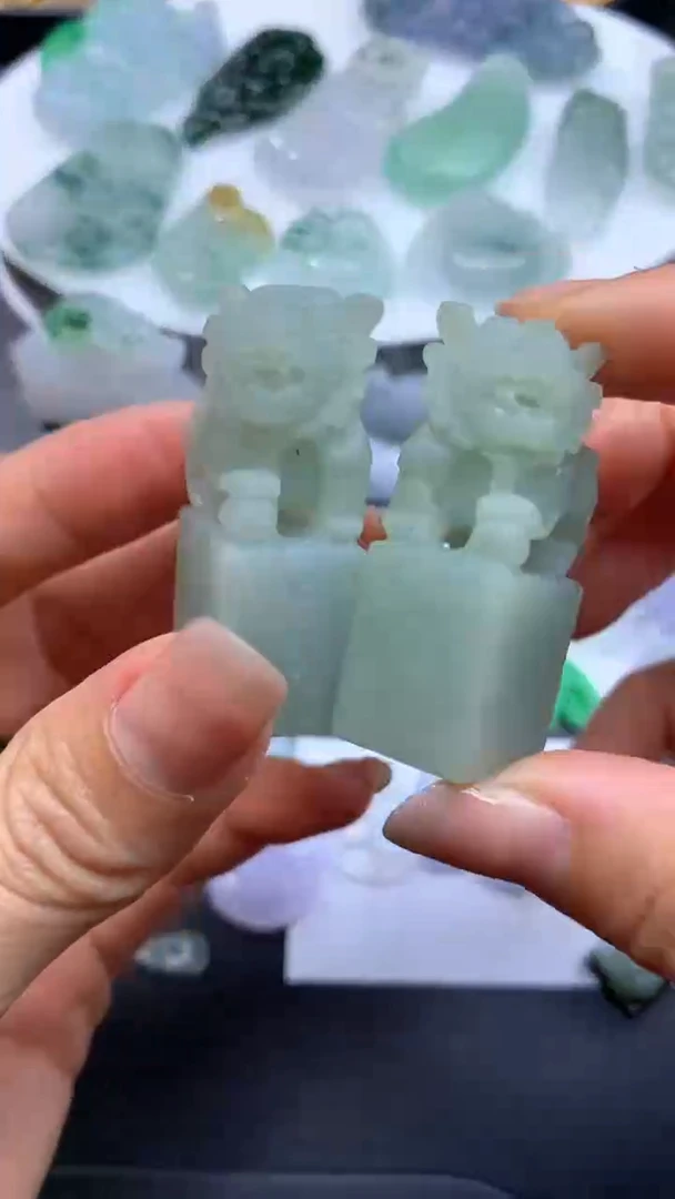 【闪购商品】定制翡翠未镶嵌翡翠一对