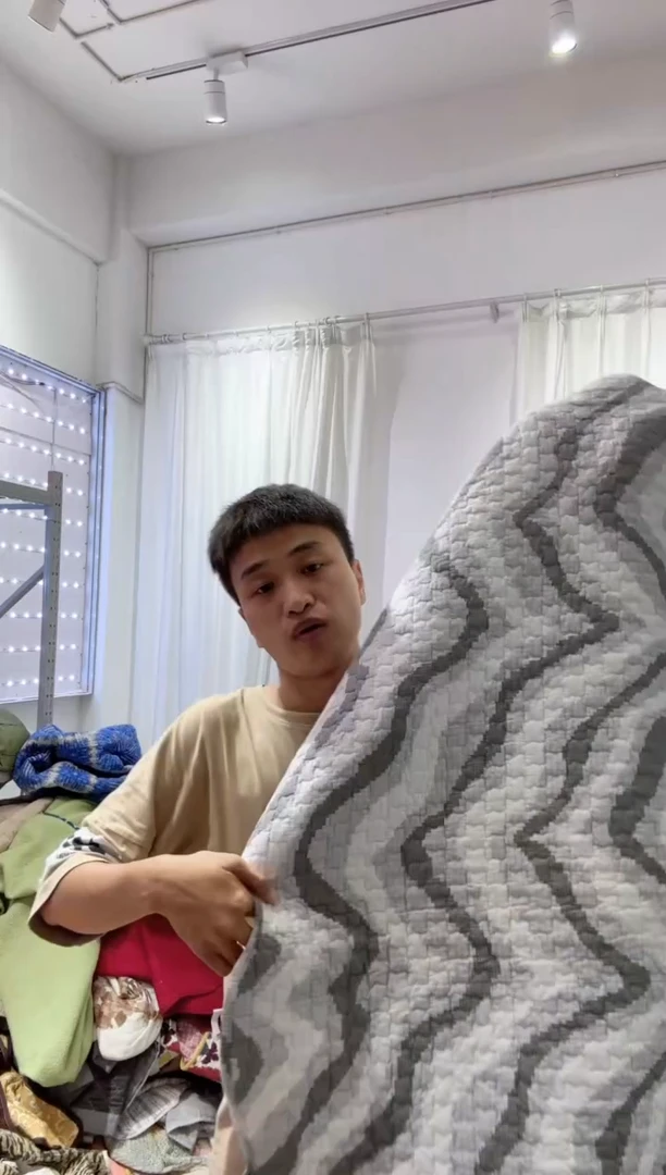 棉180*180纯棉床盖70号微瑕