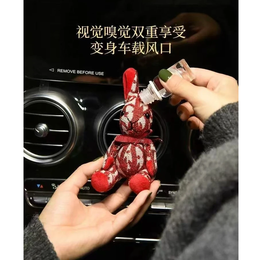 车载出风口香薰兔装饰挂件高级香氛持久散发天然清香 xx