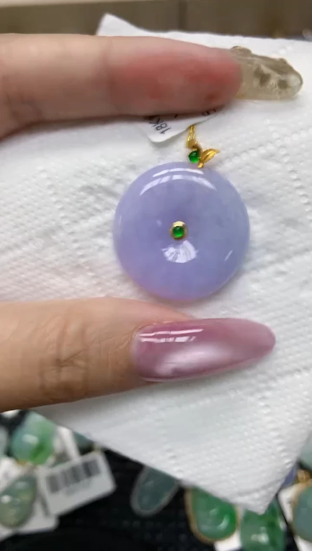 翡翠18K金镶嵌颈饰111111111