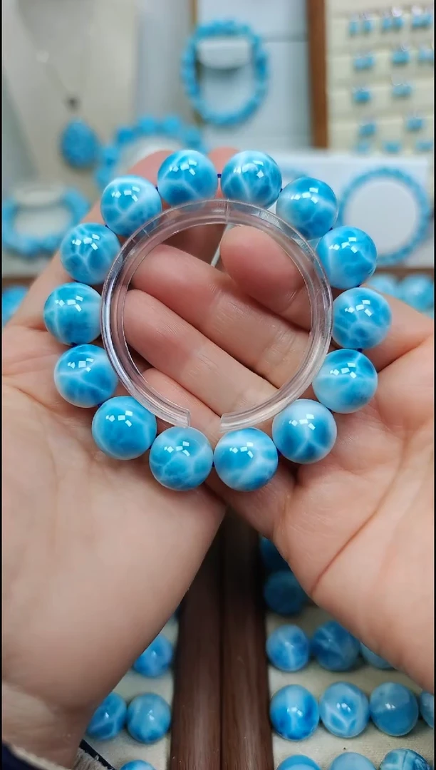 未镶嵌针钠钙石（海纹石）手链多样性发一