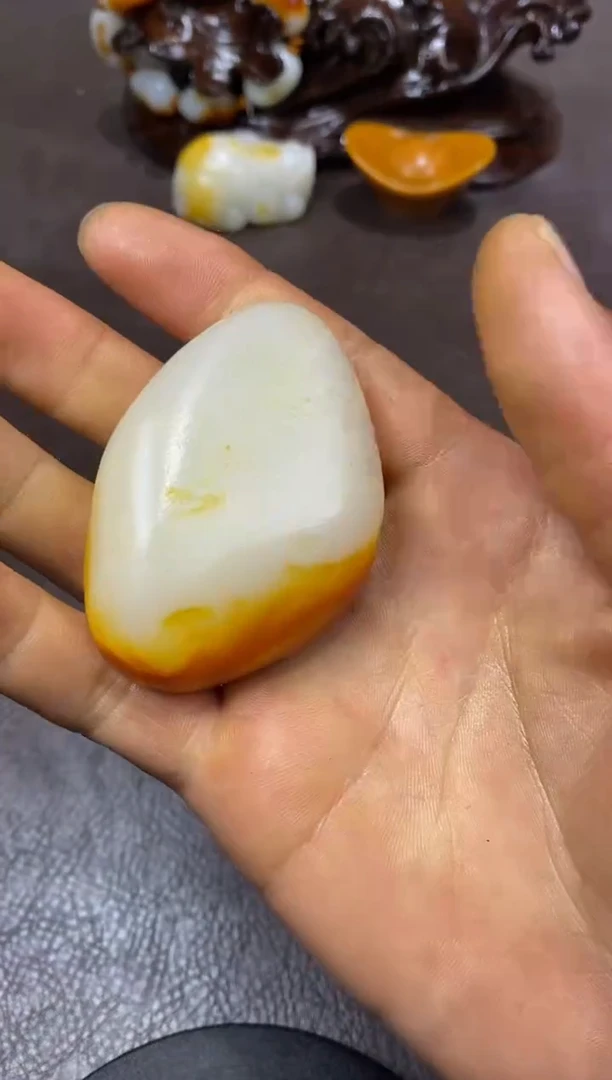 未镶嵌和田玉摆件用****.和田玉