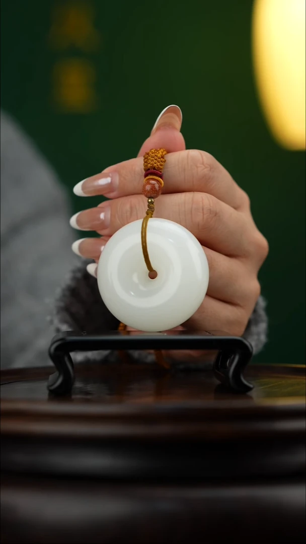 玉【平安扣】天然玉石手把件