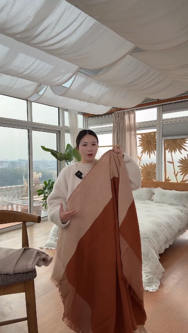 亚麻橘色1.5*1.7cm