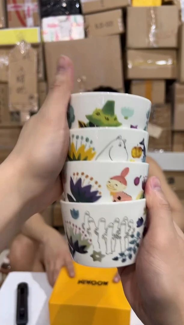 瓷片原盒姆明小茶杯4件套