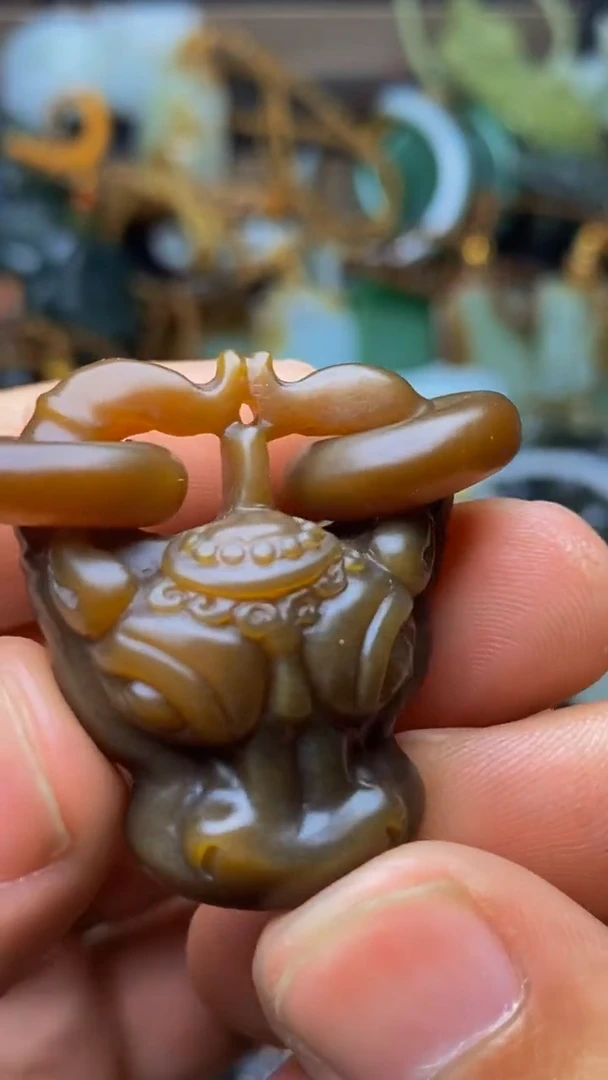 未镶嵌和田玉挂件1