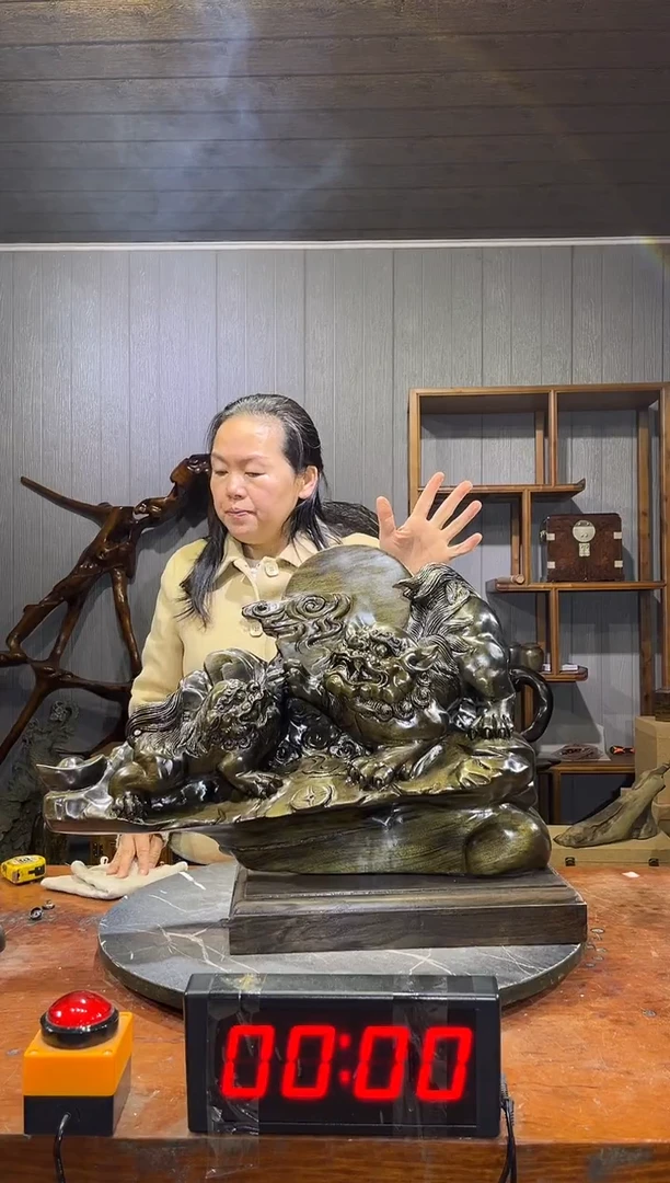 金丝楠星*阴沉木貔貅摆件