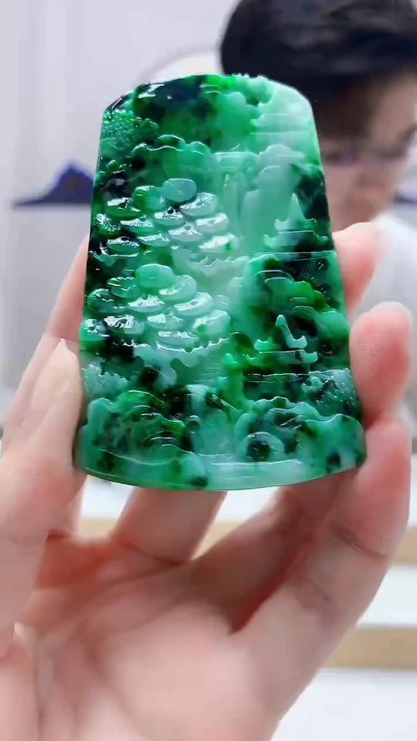 未镶嵌定制翡翠4688zm-毛货挂件73山水