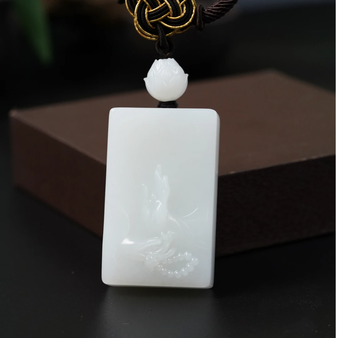 【石缘居珠宝】天然和田玉羊脂白佩戴高贵大气款玉骨禅心吊坠C17-40