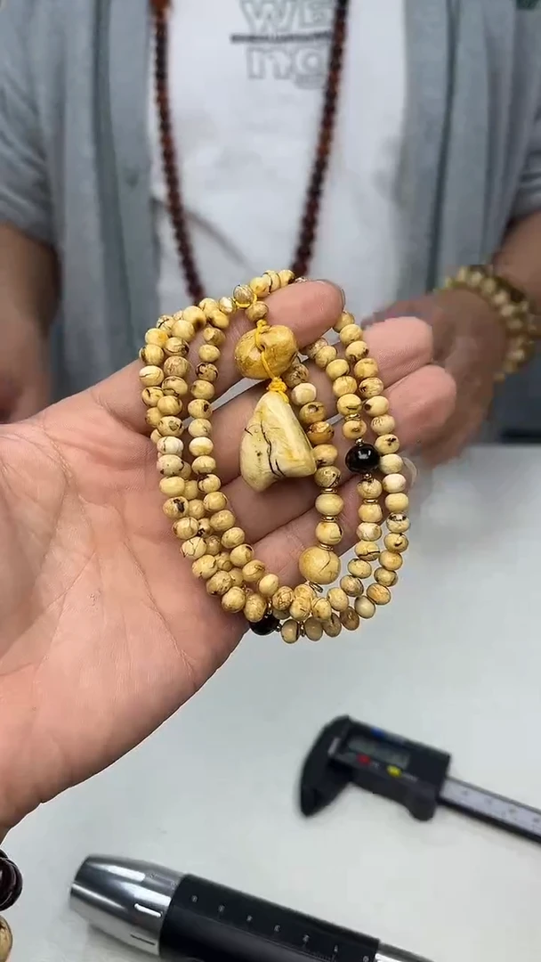 裸石琥珀未镶嵌抚顺琥珀干白花套链多样性发其一