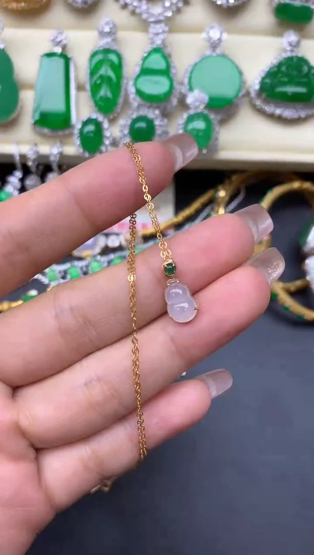 颈饰18K金镶嵌翡翠154-中国好珍宝