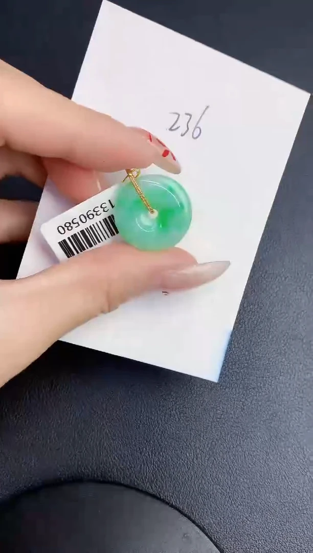 【闪购商品】翡翠颈饰18K金镶嵌00000000000