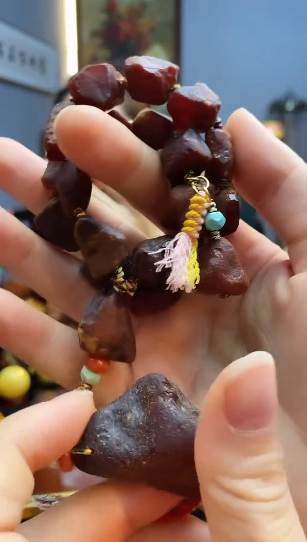 手链琥珀未镶嵌手持