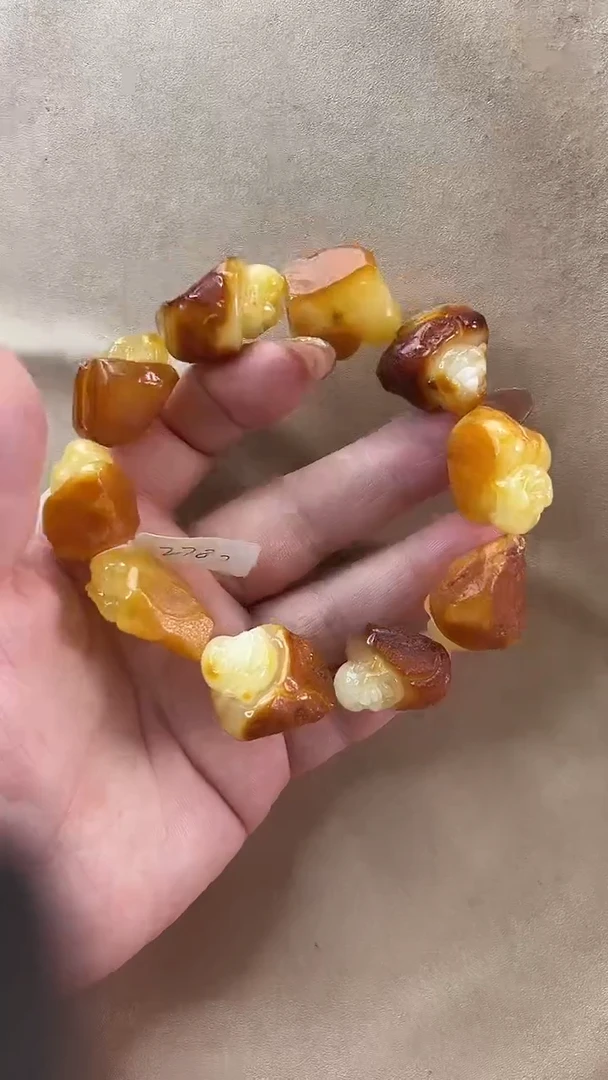 琥珀颈饰未镶嵌手串