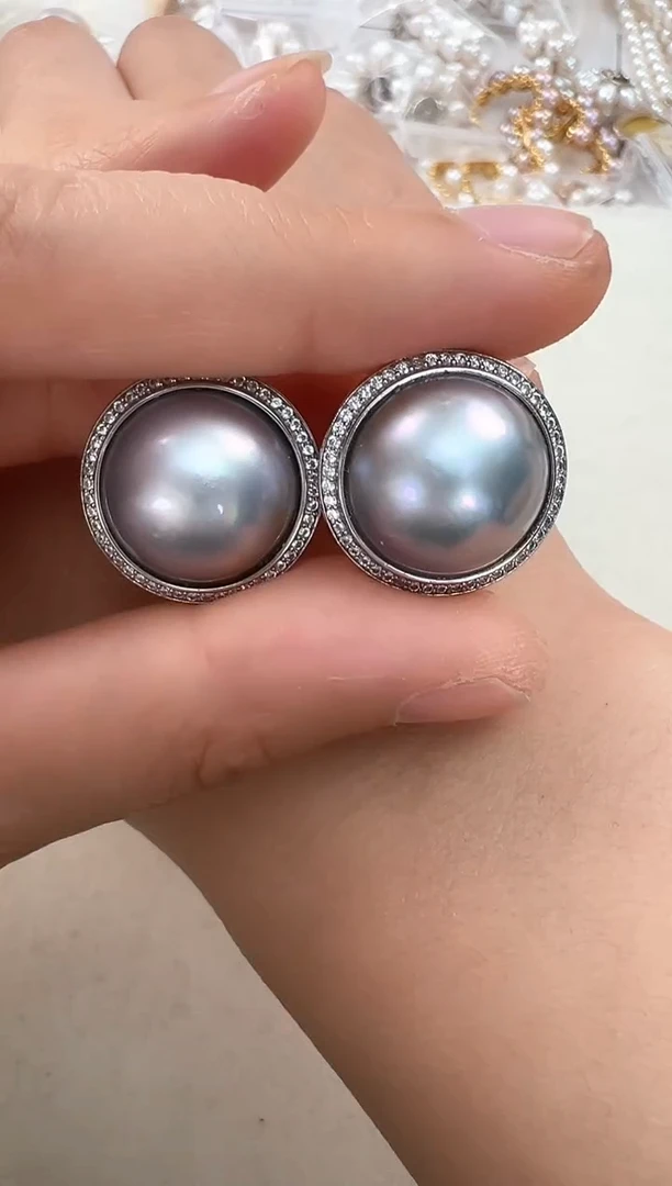 【闪购商品】拼合珍珠（马贝珠）耳饰银S925镶嵌灰色太阳花