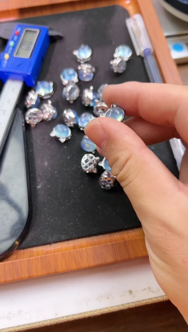 海蓝宝石手链未镶嵌海蓝宝配件（多样性发一）