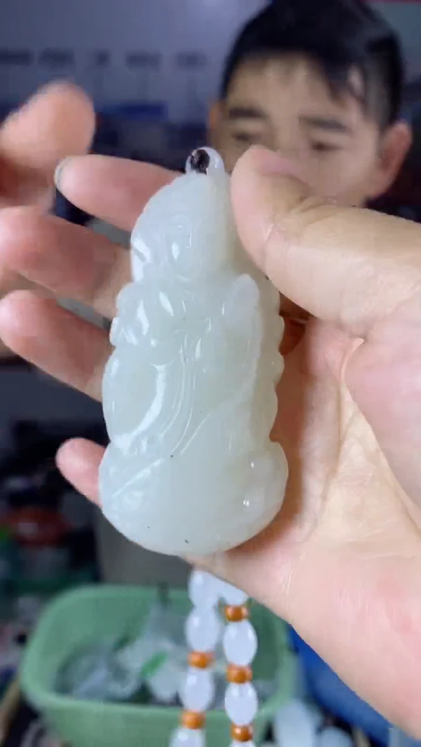 天然玉石未镶嵌颈饰