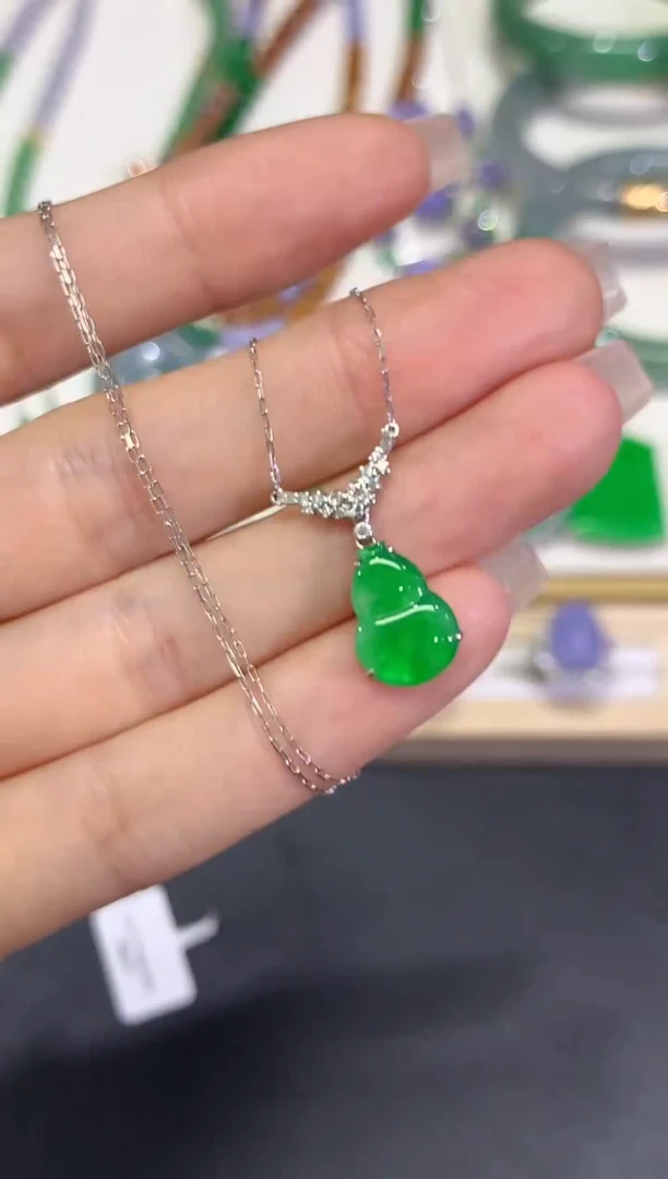 【闪购商品】翡翠颈饰18K金镶嵌团购3