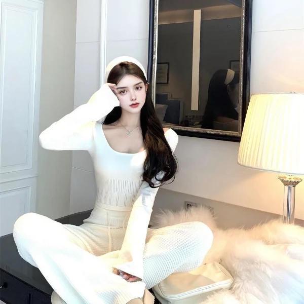 百搭小众针织法式时尚套装INS风上衣显瘦气质紧身修身秋冬性感