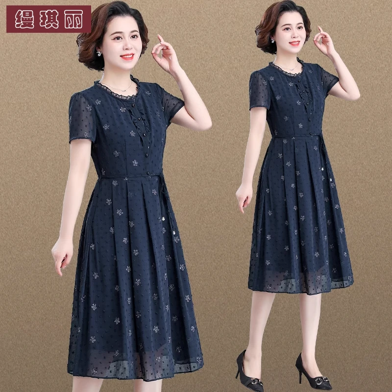 中年洋气妈妈夏装气质连衣裙新款小个子品牌中老年女夏季雪纺裙子