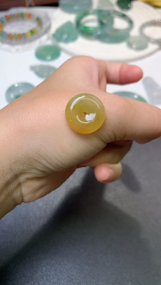 未镶嵌定制翡翠毛货