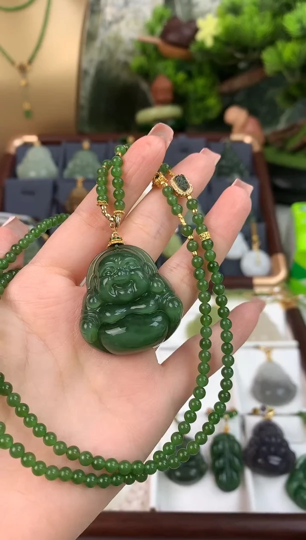 颈饰未镶嵌和田玉吊坠35mm