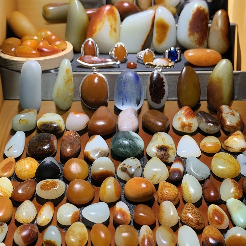 新疆原石手把件多样性观赏玉石随机发货