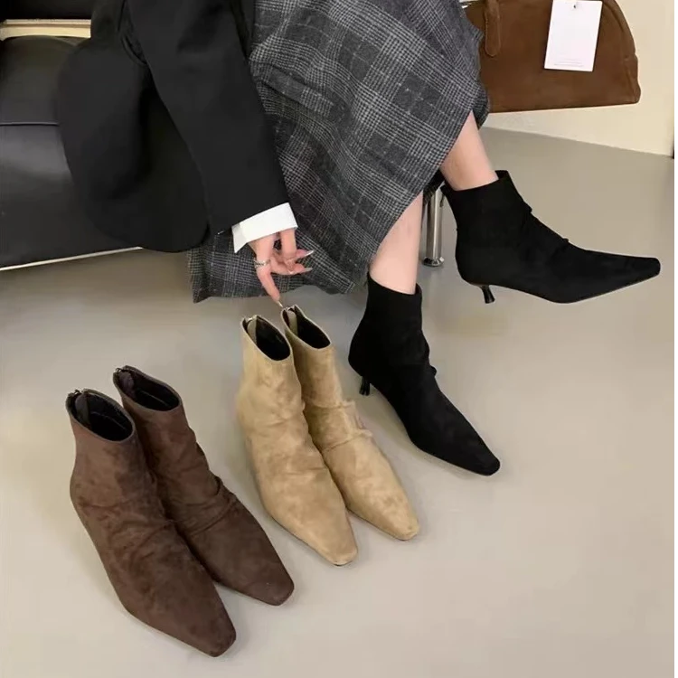 秋冬新款韩版通勤瘦瘦简约粗跟裸靴短靴59-26(不加绒)