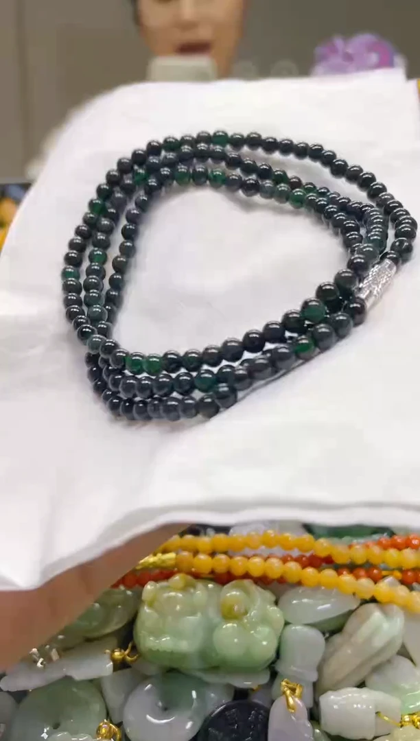 翡翠未镶嵌颈饰3MM/L/翡翠A货，一件也是批发价