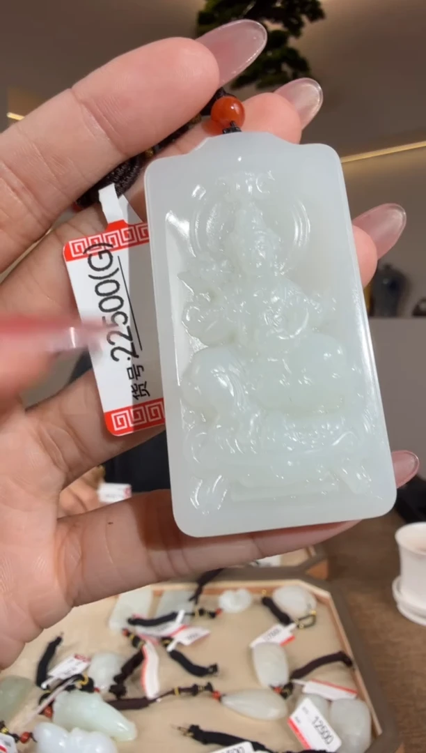 颈饰未镶嵌和田玉G