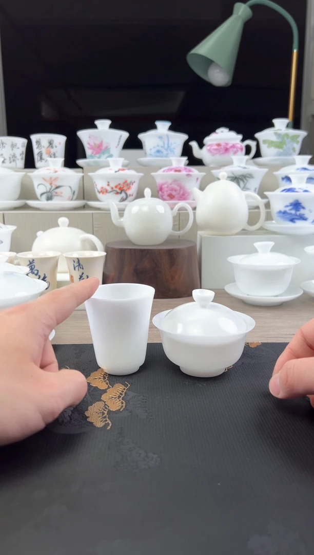 【闪购商品】精品薄胎素烧二才盖碗110cc带高主人杯