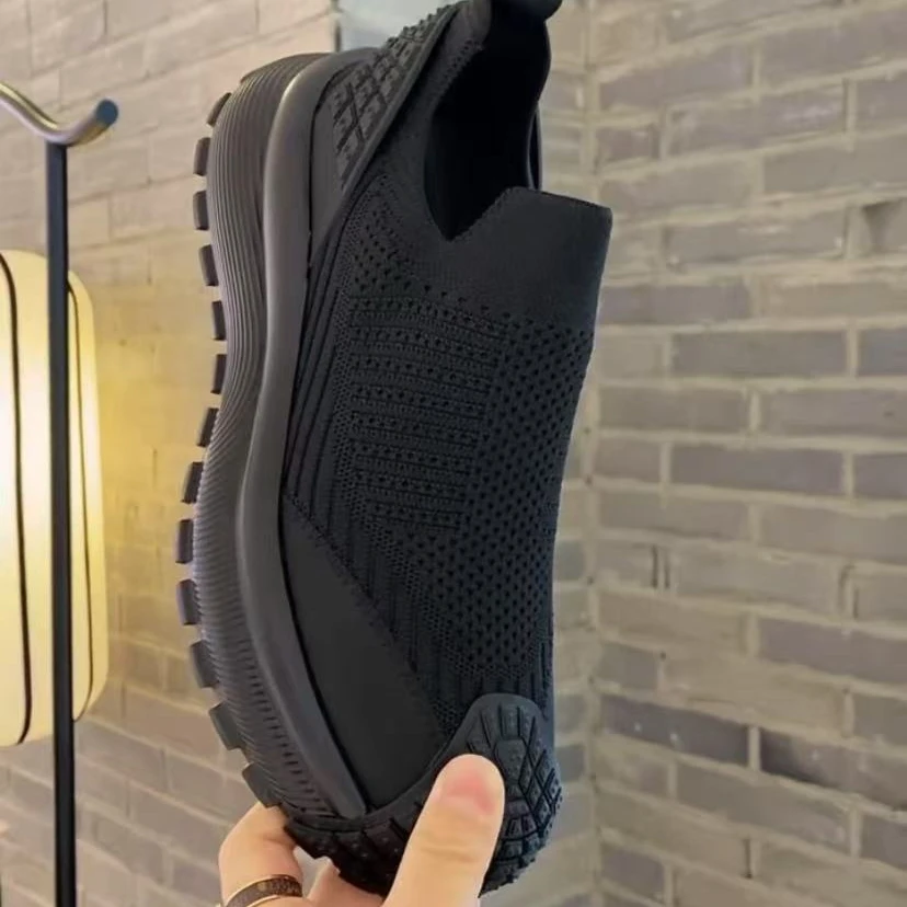 新款高品质飞织网面休闲百搭男鞋