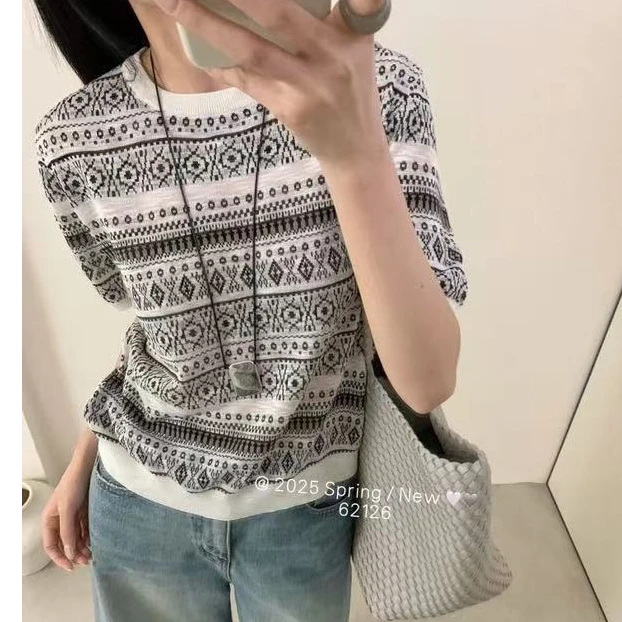 夏季毛衣上衣毛针织衫女装短袖打底衫针织衫薄款极简风圆领