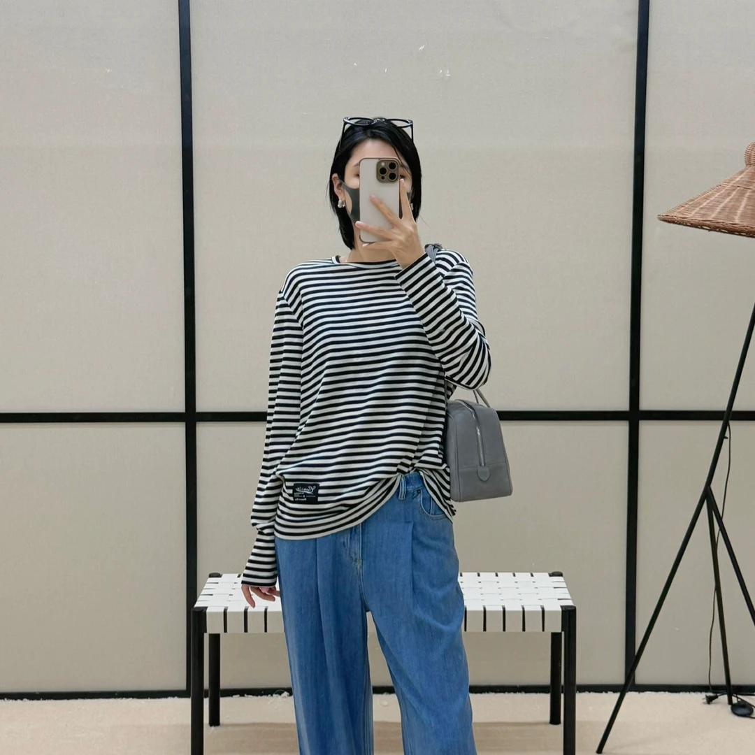 CONCISE WHITE LOGO标条纹T恤