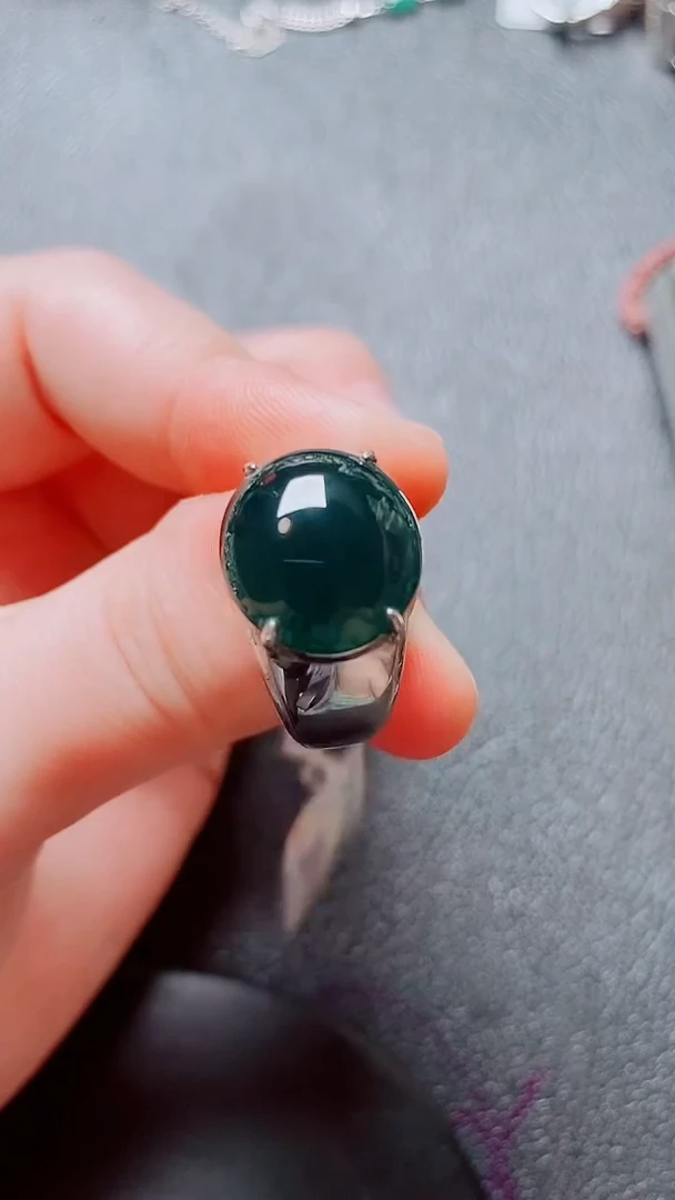 翡翠戒指银S925镶嵌1111