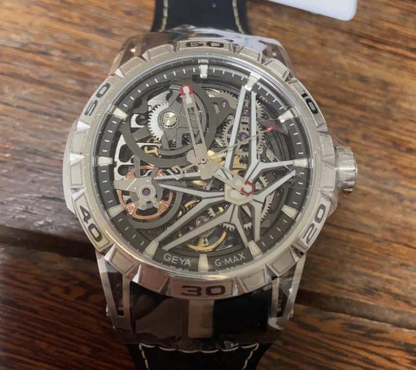 全新未使用 GEYA/格雅 自动机械男表G78120GWK表径43