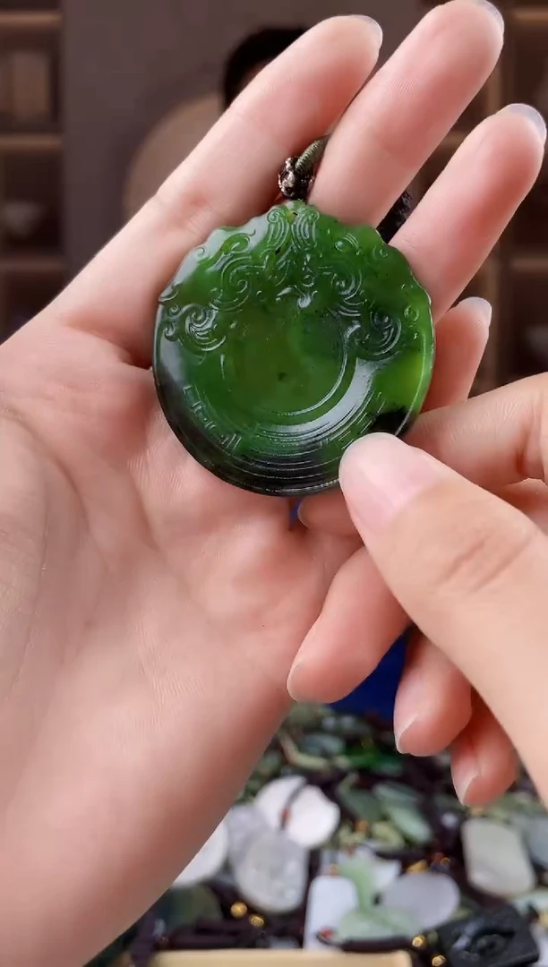 未镶嵌和田玉挂件拍一发一，多样性发货