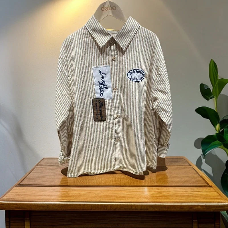 2025达巴新款男韩版v领条纹长袖休闲衬衫童装春秋款时尚印花