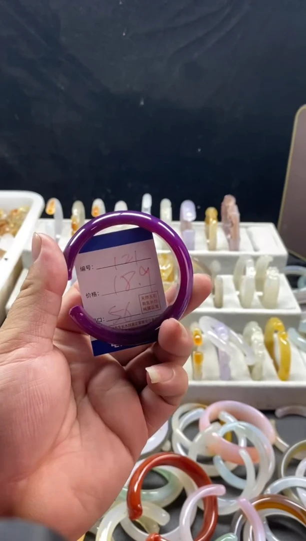 手镯玛瑙/玉髓未镶嵌121