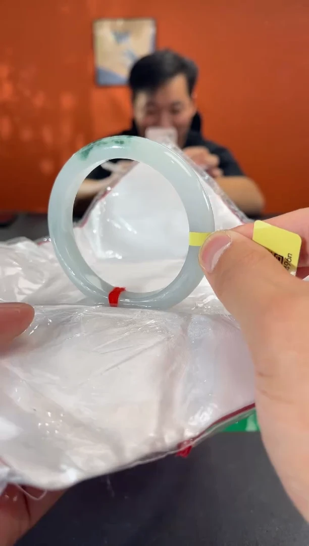 未镶嵌手镯翡翠56