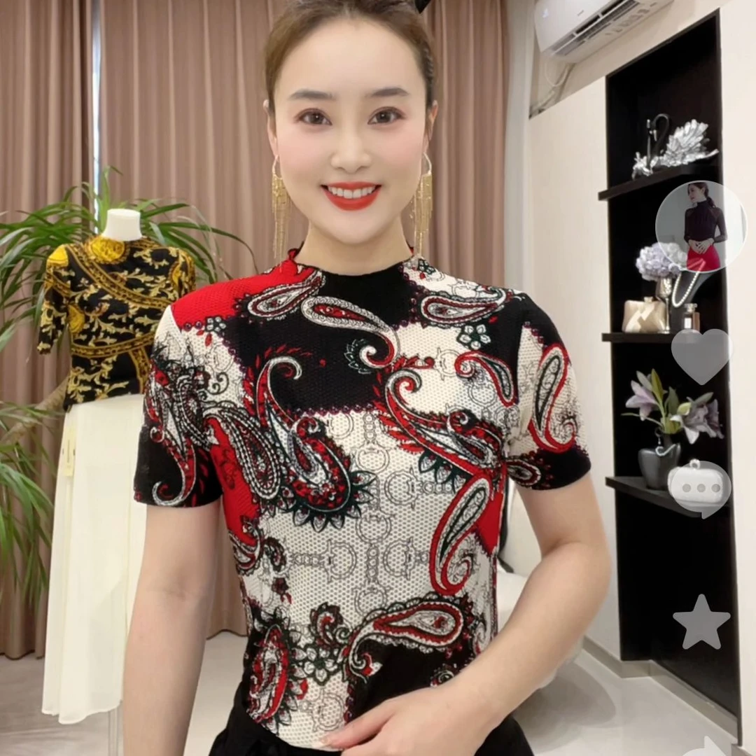 腰果花不定位单层半高领短袖修身型印花常规拼色纱网T恤休闲时尚