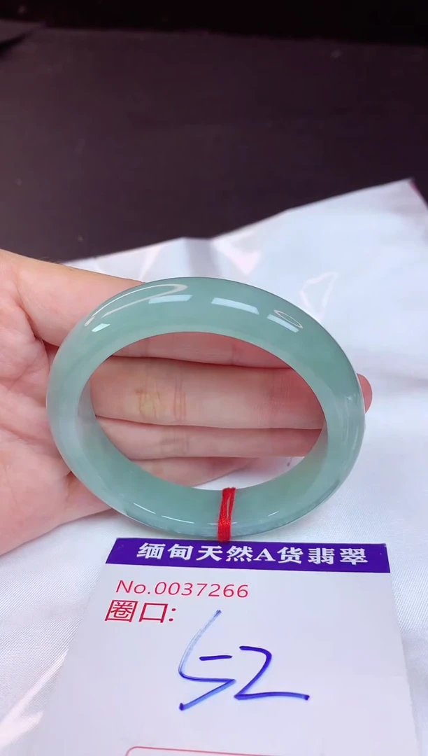 未镶嵌手镯翡翠52