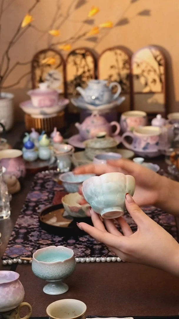 结晶釉粉青花苞杯